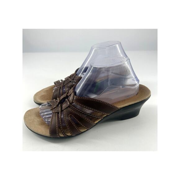 Clarks Sandals Womens Size 10 M Brown Leather Wedge Slip On Shoe Summer Granny - Picture 1 of 9